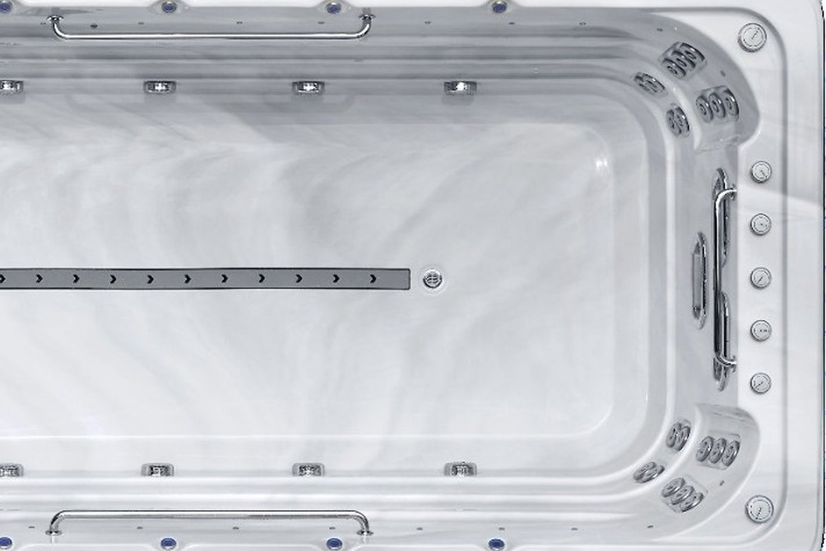SwimFusion Silver Marble, couloir de nage à contre-courant vu de dessus